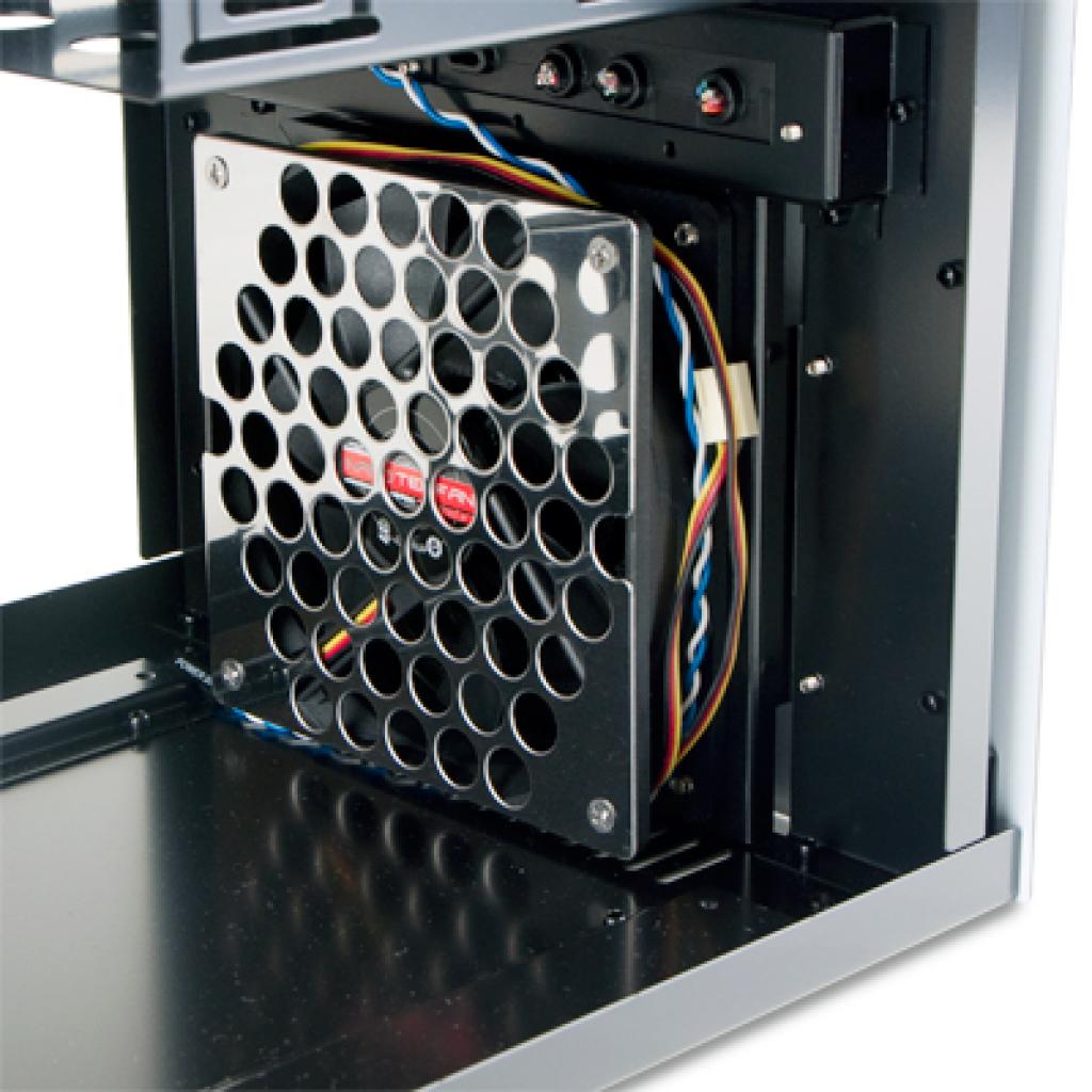 [28/12/2012] Auf 99 Stück limitiertes Mini-ITX-Gehäuse Abee C10R vorgestellt (12)