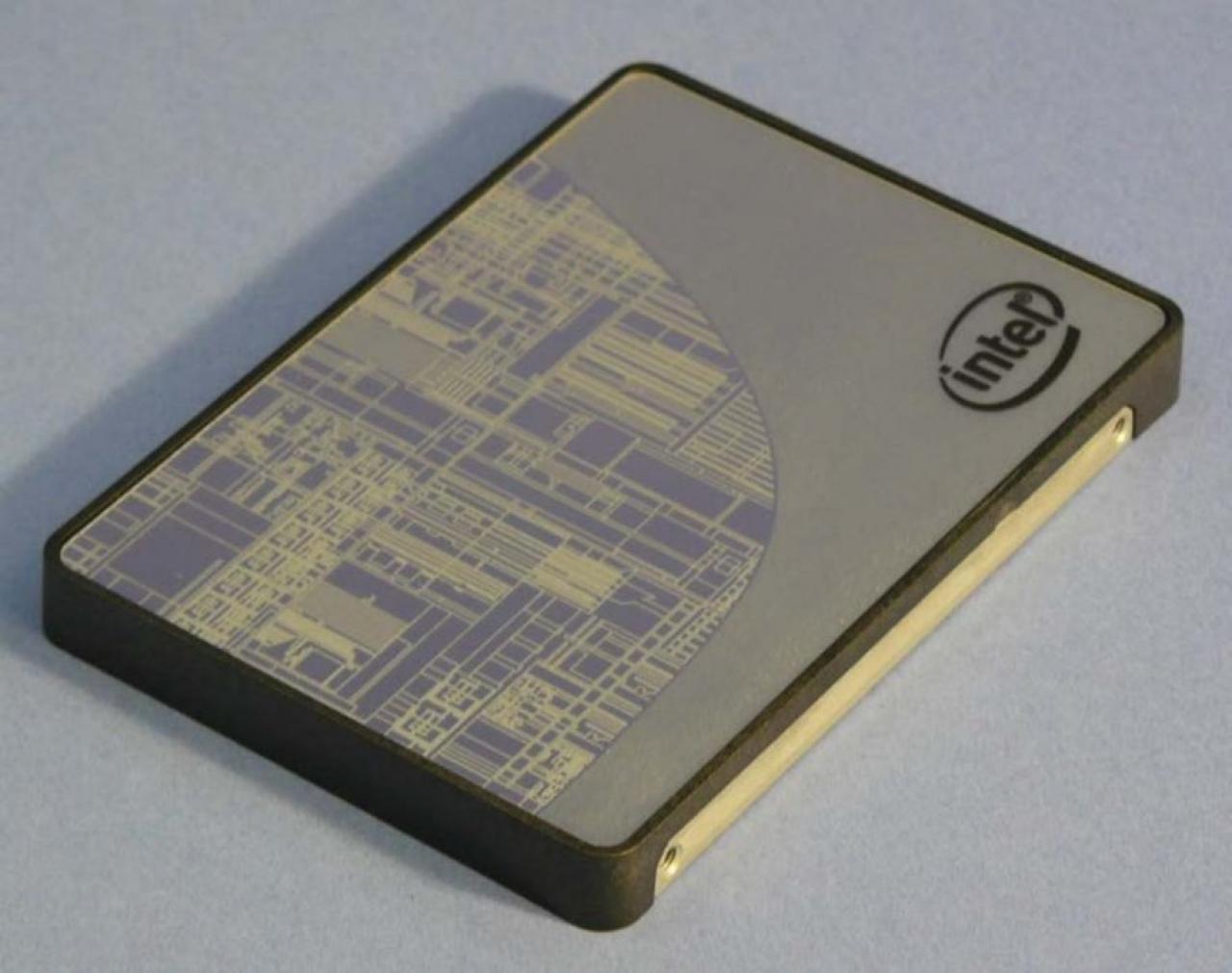 [31/12/2012] Solid State Drives: Intel SSD 330 geht, SSD 335 kommt (2)