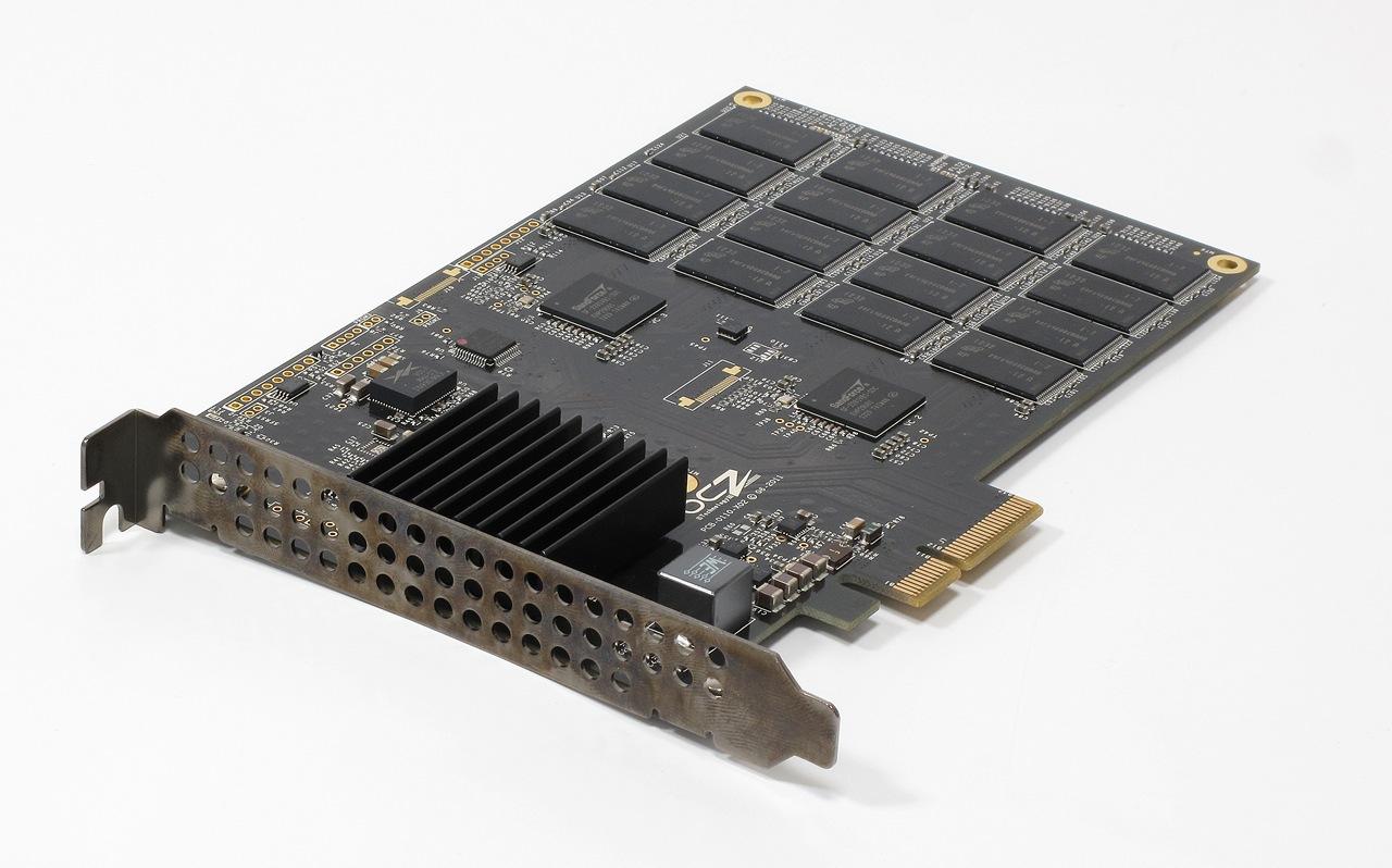 [11/12/2012] OCZ Revodrive 3 240 GB