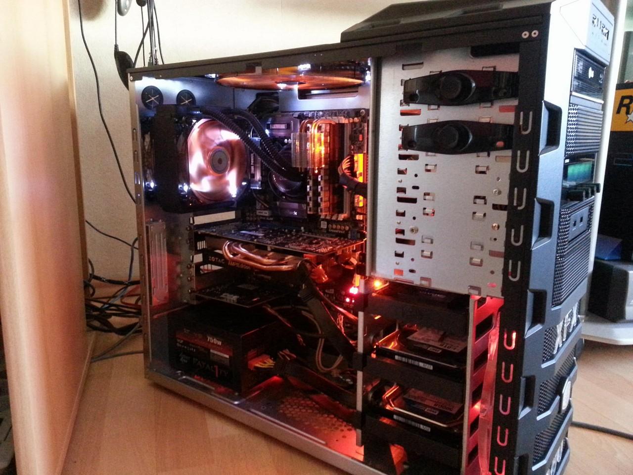[30/12/2012] Update vom 30.12. mit neuer PC-Beleuchtung (2)