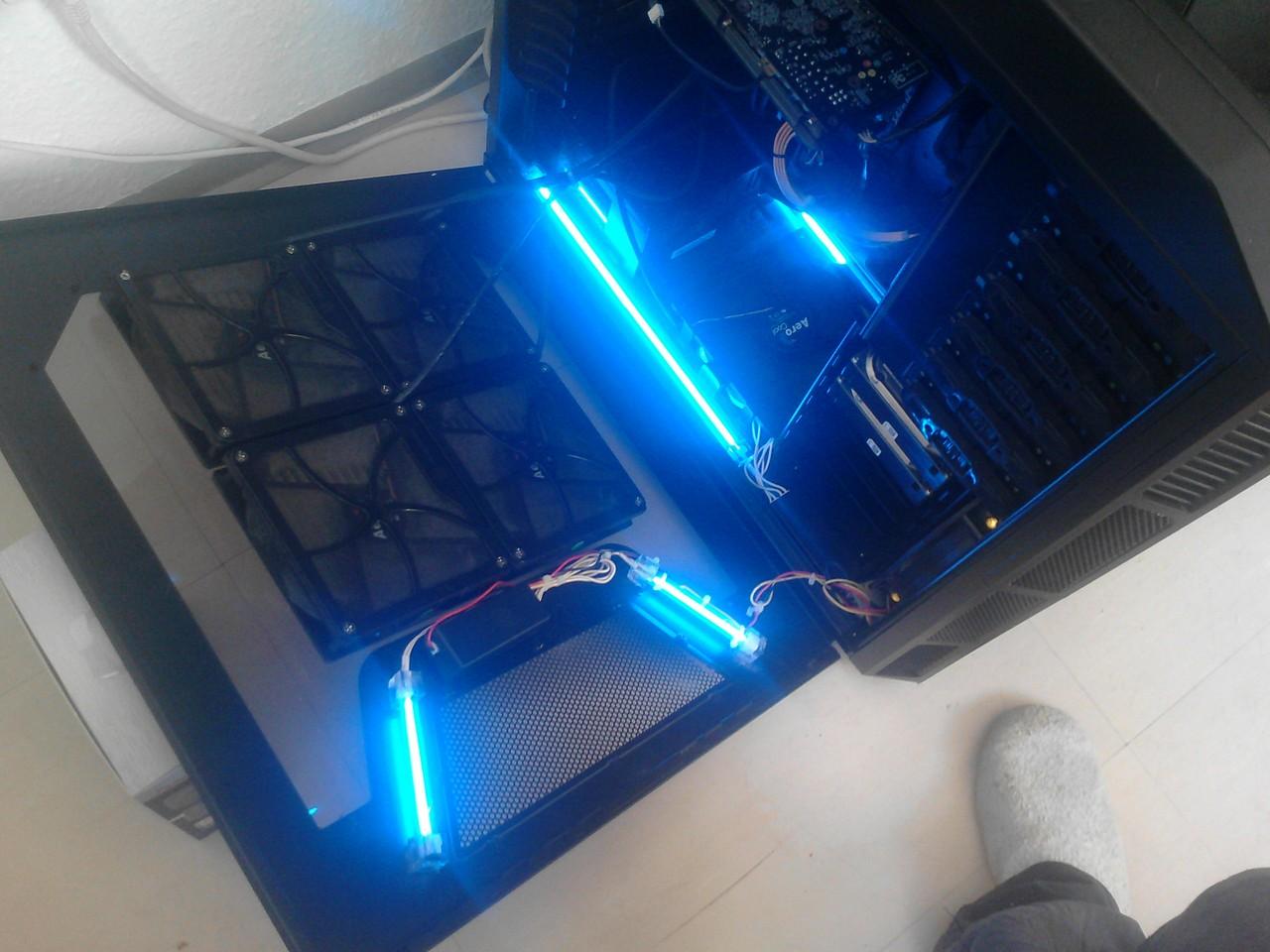 [30/12/2012] Update vom 30.12. mit neuer PC-Beleuchtung (8)