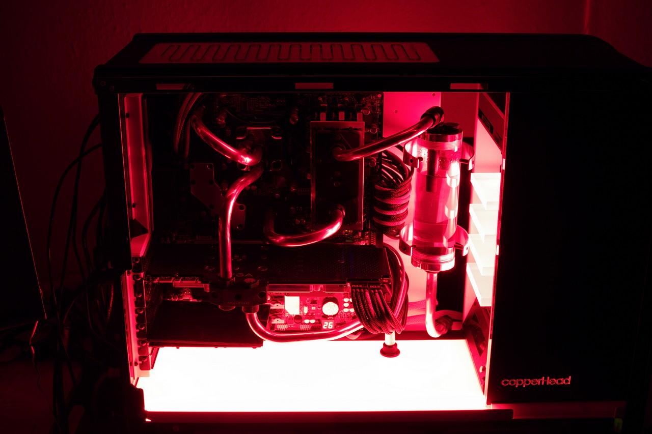 [30/12/2012] Update vom 30.12. mit neuer PC-Beleuchtung (4)
