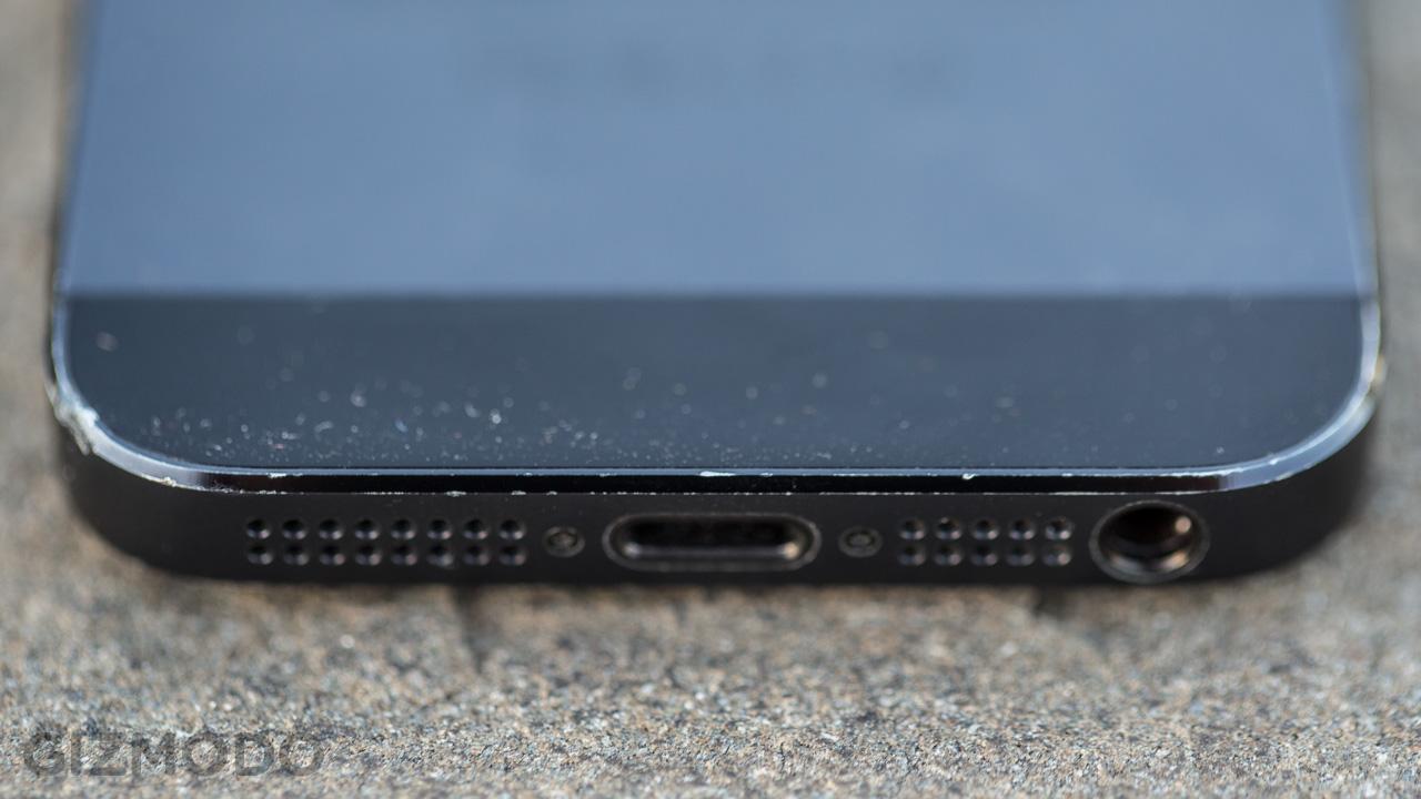 [01/12/2012] iPhone 5: Ohne Schutzhülle deutliche Gebrauchsspuren nach Langzeittest (3)
