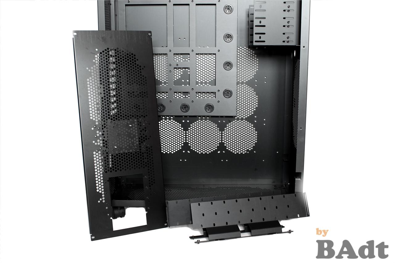 [28/12/2012] PCGHX-Review: Phobya WaCoolIT Ultrabig Watercase - Aluminium-Edition (14)