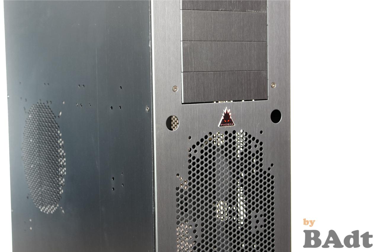 [28/12/2012] PCGHX-Review: Phobya WaCoolIT Ultrabig Watercase - Aluminium-Edition (5)