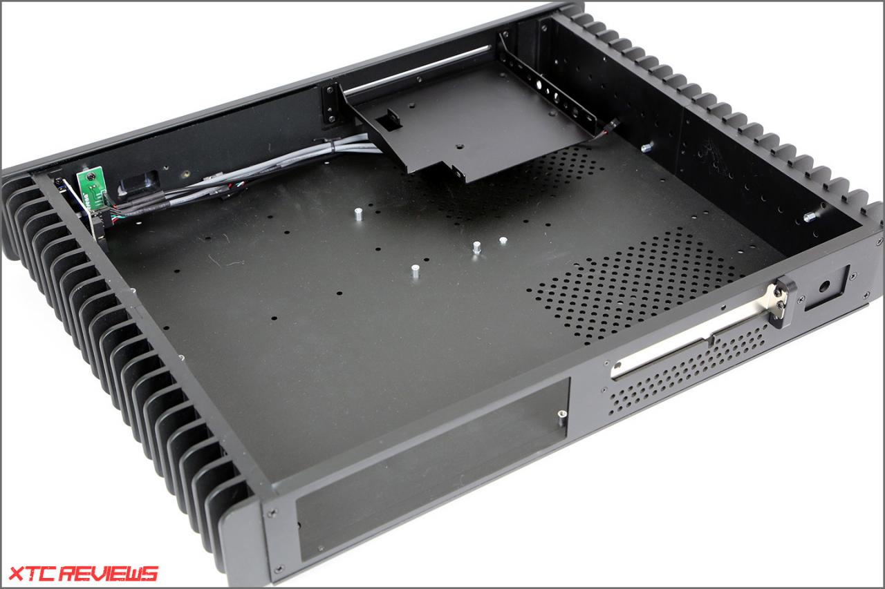 [07/01/2013] HTPC der Extraklasse: PCGHX-Nutzer baut HTPC für rund 600 Euro (8)