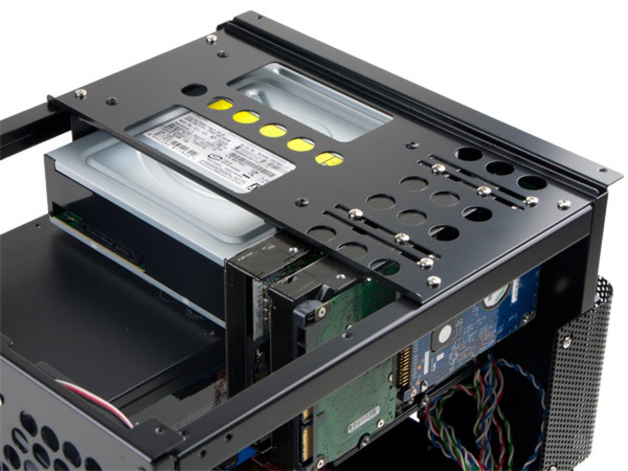 [28/01/2013] Abee ACE-G40: Edles Micro-ATX-Gehäuse im Würfel-Design (2)