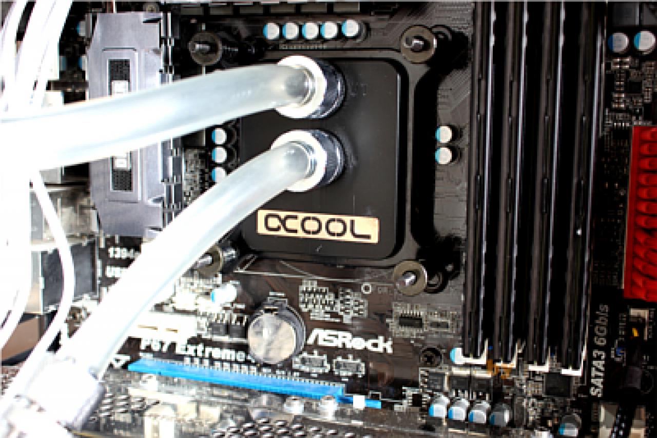[02/01/2013] Lesertest: Alphacool Nexxxos XP3 Light gegen Phobya UC-1 Extreme (1)