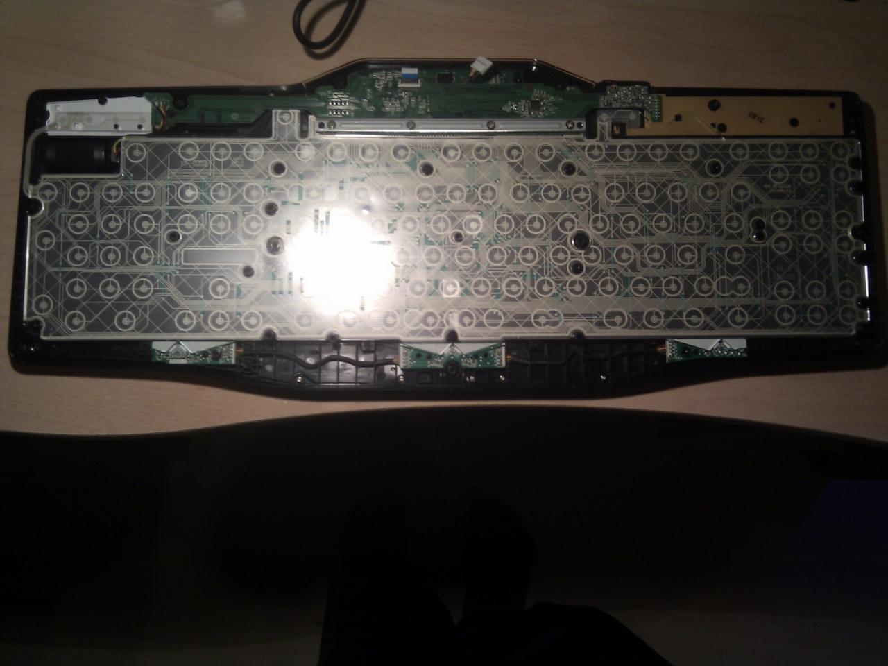 [02/01/2013] Logitech G510: So bauen Sie die Tasten des Gaming-Keyboards für die Grundreinigung aus. (4)