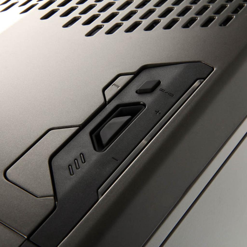 [09/01/2013] NZXT präsentiert mit Phantom 630 neuen Midi-Tower - kleineres Schwestermodell des Phantom 820 (16)