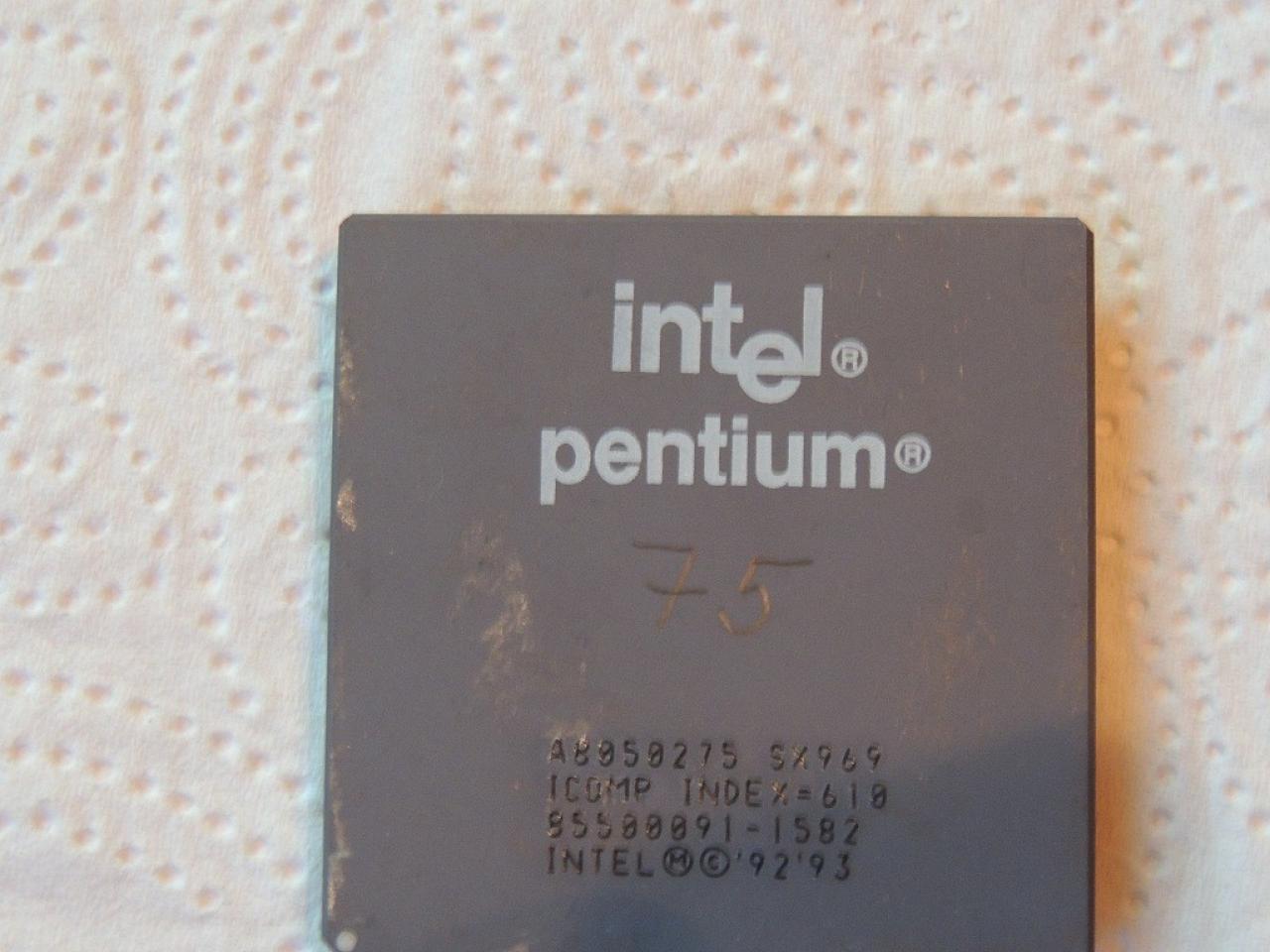 [04/01/2013] Update vom 05.01. mit 8-MHz-CPU, Xeon-Hexacores und poliertem Heatspreader (5)