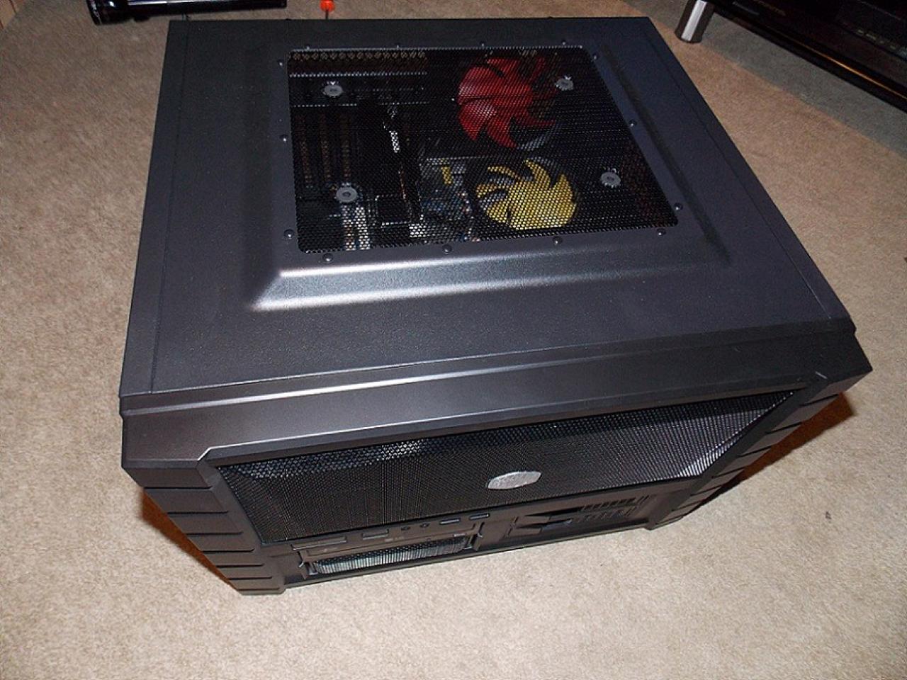 [11/01/2013] Update vom 13.01. mit PCs im Drucker, mit Holz-Gehäuse und als Wohnzimmer-Zwerg (33)