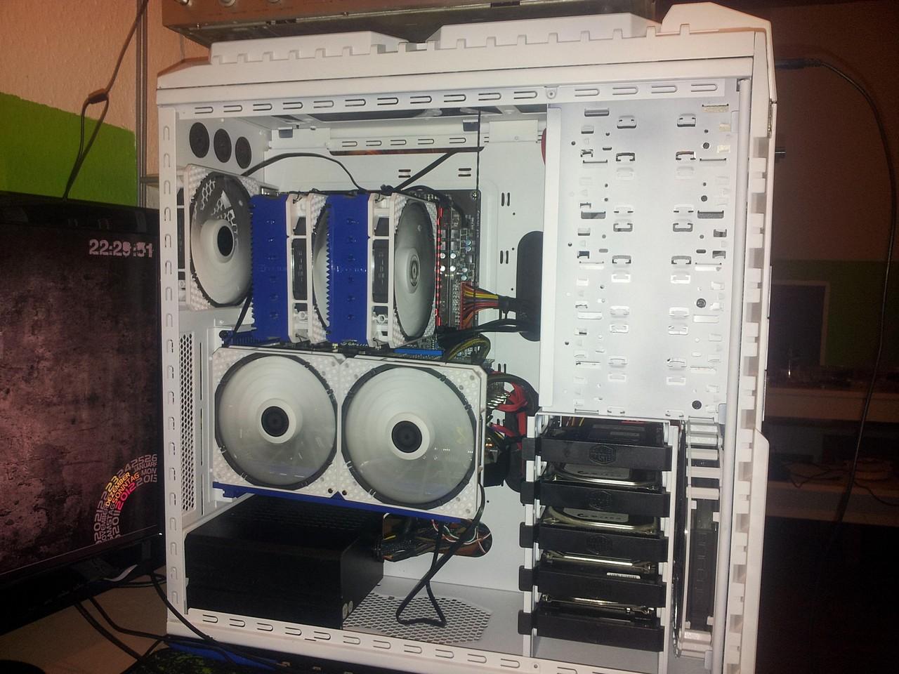 [11/01/2013] Update vom 13.01. mit PCs im Drucker, mit Holz-Gehäuse und als Wohnzimmer-Zwerg (24)