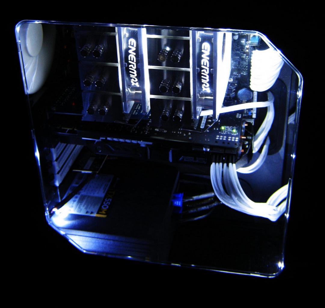 [11/01/2013] Update vom 13.01. mit PCs im Drucker, mit Holz-Gehäuse und als Wohnzimmer-Zwerg (48)