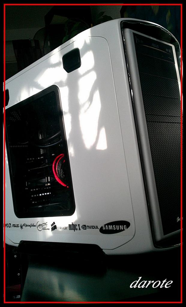 [11/01/2013] Update vom 13.01. mit PCs im Drucker, mit Holz-Gehäuse und als Wohnzimmer-Zwerg (60)