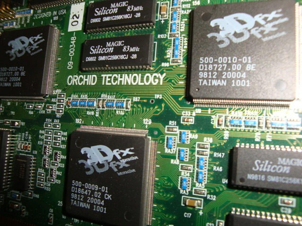 [25/01/2013] Update vom 26.01. mit modifizierten Prototypen, nackten GPUs und Retro-Schätzen (20)