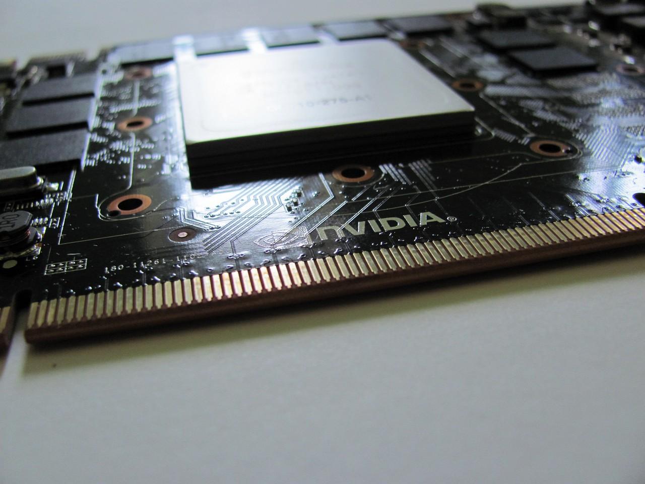 [25/01/2013] Update vom 26.01. mit modifizierten Prototypen, nackten GPUs und Retro-Schätzen (24)