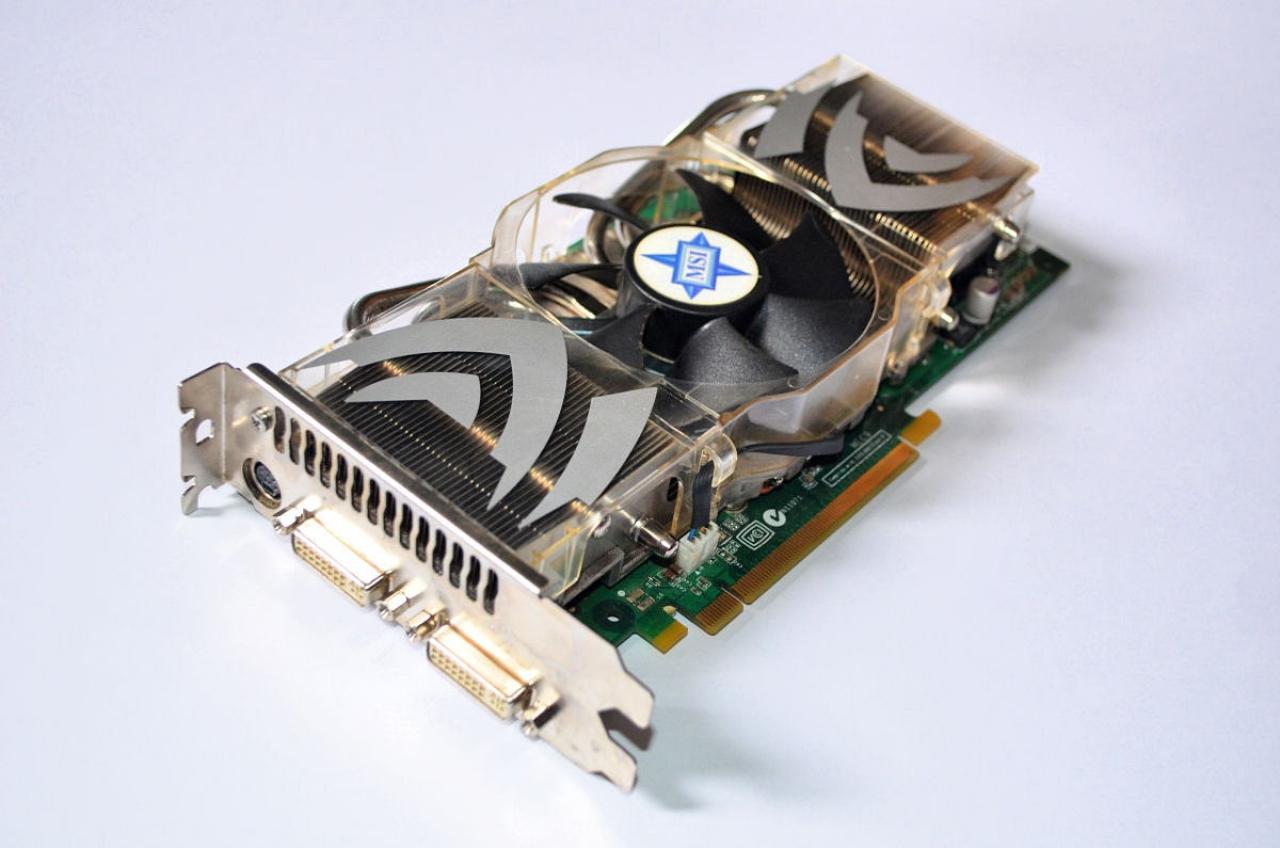 [25/01/2013] Update vom 26.01. mit modifizierten Prototypen, nackten GPUs und Retro-Schätzen (1)