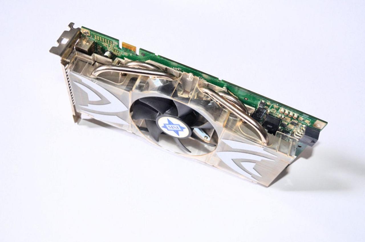 [25/01/2013] Update vom 26.01. mit modifizierten Prototypen, nackten GPUs und Retro-Schätzen (2)