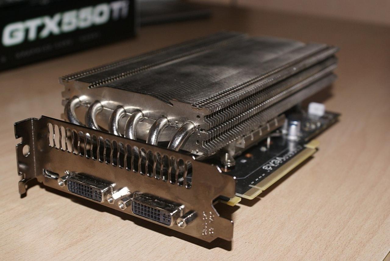 [25/01/2013] Update vom 26.01. mit modifizierten Prototypen, nackten GPUs und Retro-Schätzen (36)