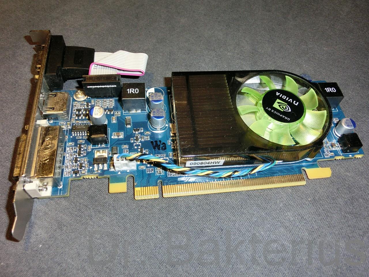[25/01/2013] Update vom 26.01. mit modifizierten Prototypen, nackten GPUs und Retro-Schätzen (12)