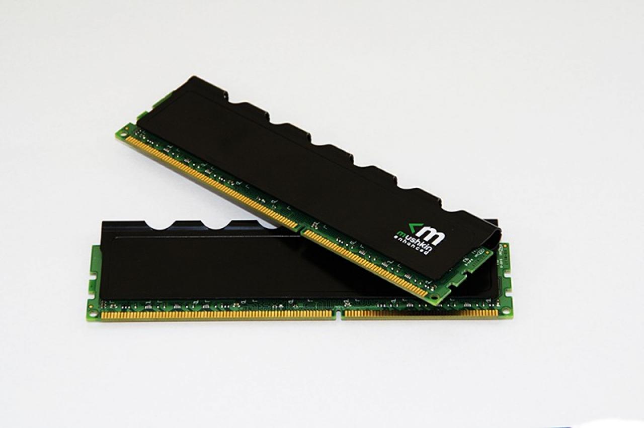 [10/01/2013] Update vom 10.01. mit beleuchteten Dominators und Avexir-RAM im MSI-Mpower-Design (4)