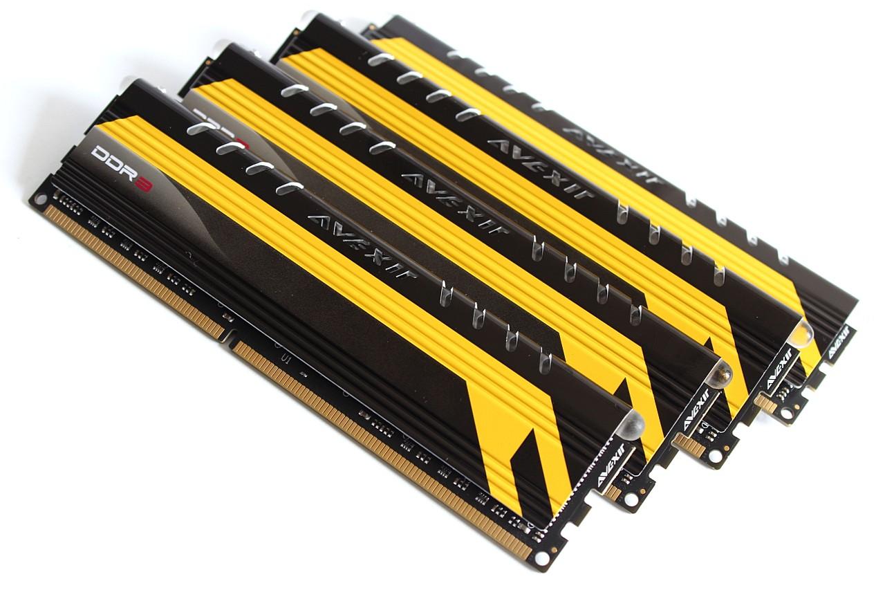 [10/01/2013] Update vom 10.01. mit beleuchteten Dominators und Avexir-RAM im MSI-Mpower-Design (1)