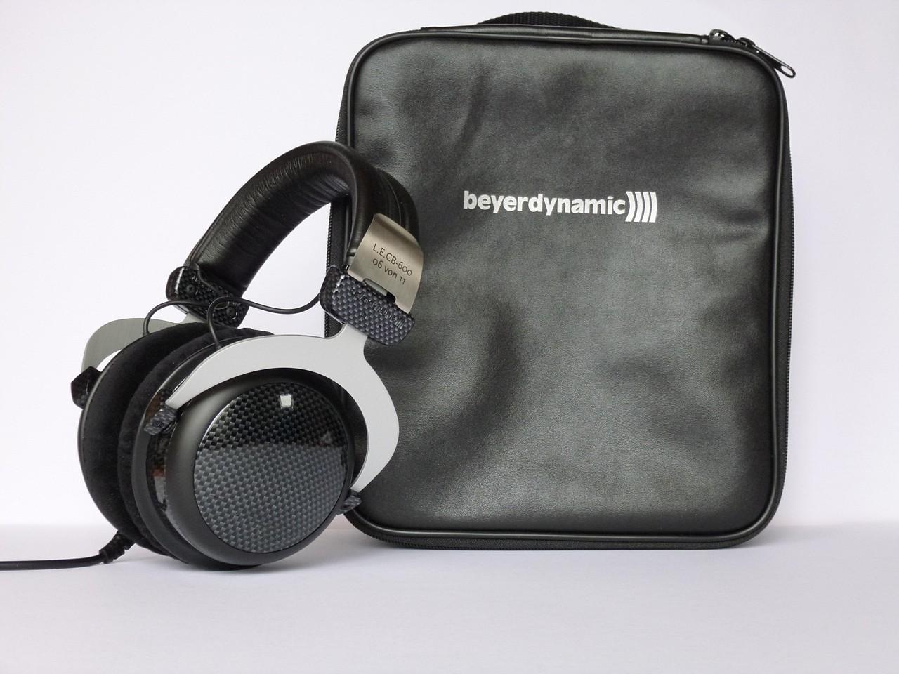[16/01/2013] Update vom 16.01. mit neuen Bildern aus der Sound-Galerie im PCGHX-Forum (3)