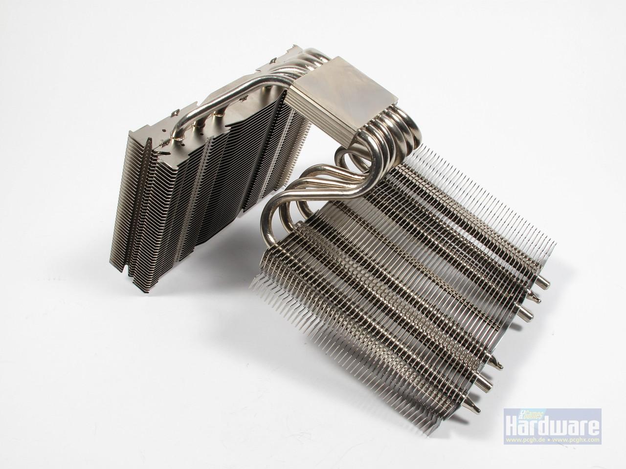[31/01/2013] NEU Prolimatech Genesis: ein Hybrid-Kühler, der Turm- und Top-Blow-Kühler in sich vereint