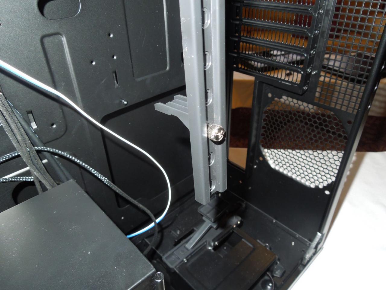 [12/01/2013] Silverstone mit neuen Gehäusen auf der CES (3)