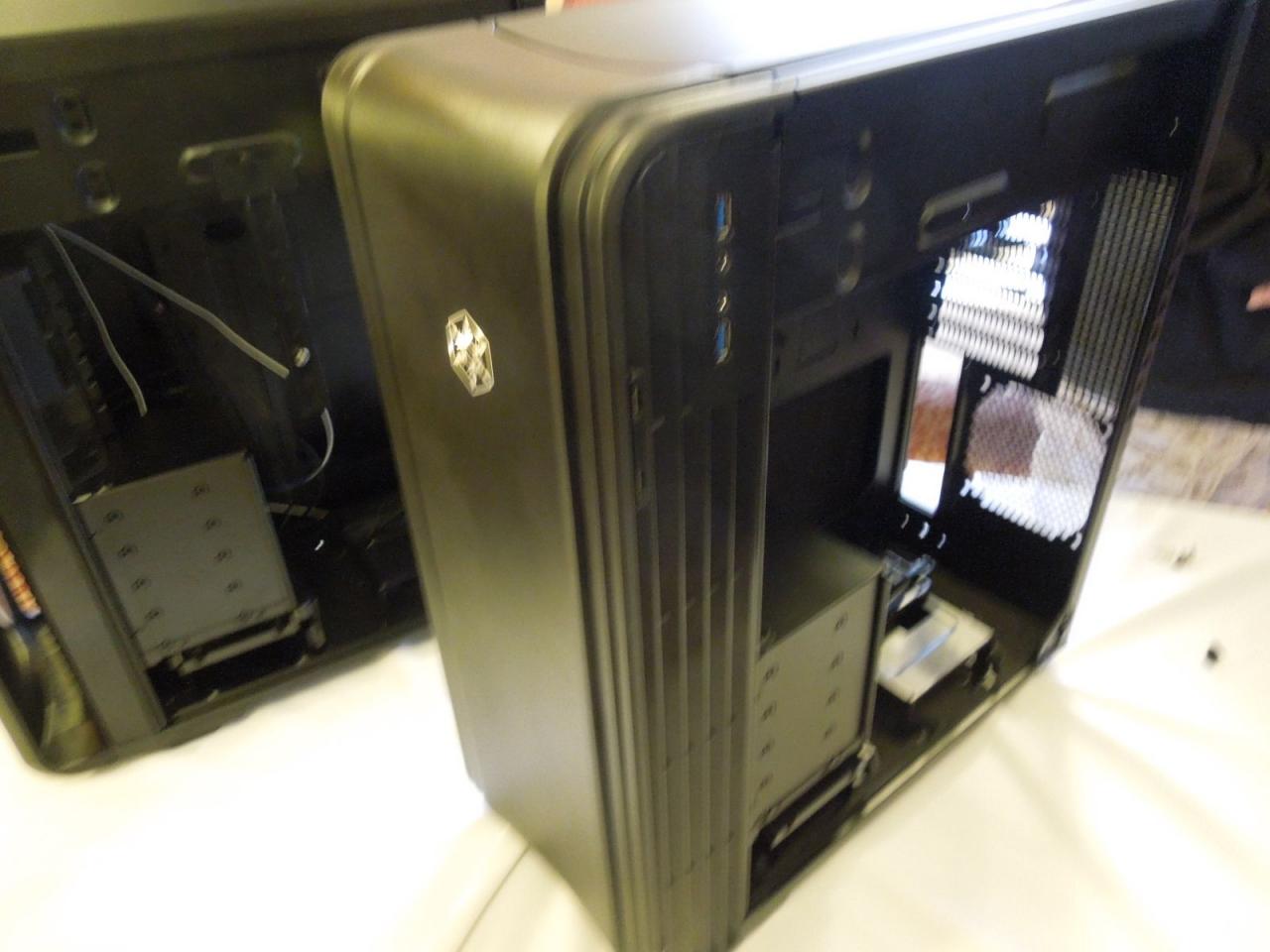 [12/01/2013] Silverstone mit neuen Gehäusen auf der CES (6)