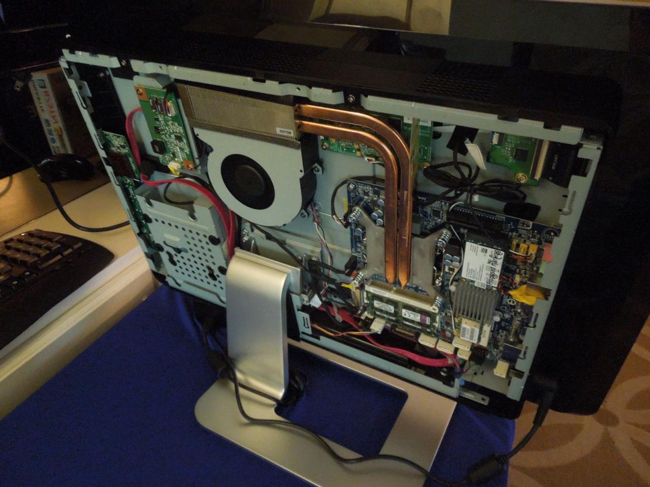 [10/01/2013] Gigabyte mit All-in-One-PC-Lomponenten auf der CES (13)