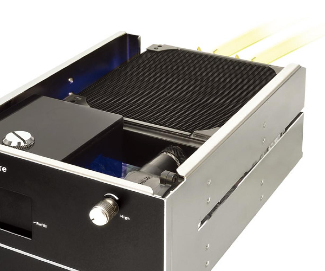 [18/01/2013] Thermaltake Bigwater 760 Pro - AiO-Wasserkühler mit Panel (1)