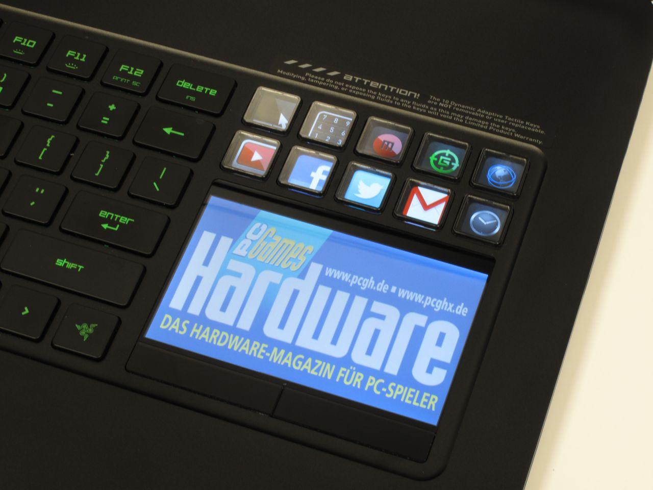 [24/01/2013] Test des Razer Blade: flaches Gaming-Notebook mit OLED-Touchpad (1)