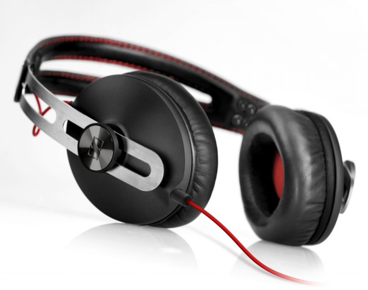 [10/01/2013] Sennheiser präsentiert Black-Version der Momentum-Luxus-Kopfhörer (2)