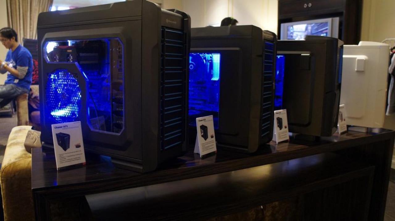 [08/01/2013] Thermaltake Urban und Chaser: Hersteller zeigt neue Gehäuse auf der CES (3)
