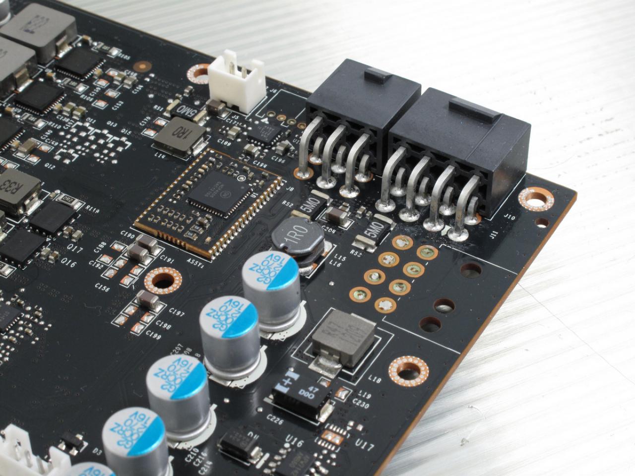 [19/02/2013] Nvidia Geforce GTX Titan: Die schnellste Single-GPU-Grafikkarte auf dem Markt - und die teuerste. (3)
