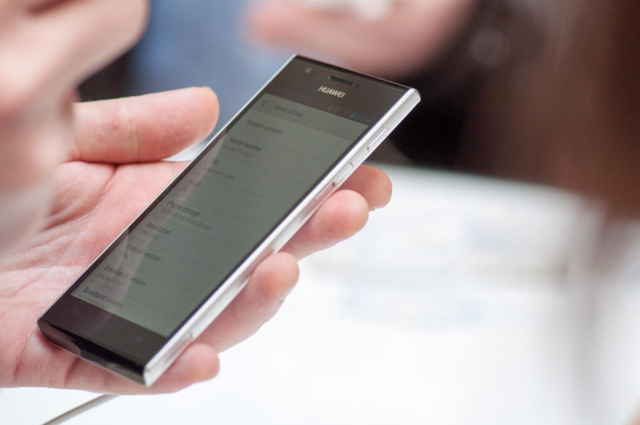 [25/02/2013] Huawei Ascend P2 im Hands-on-Test (Bild: Golem.de) (3)