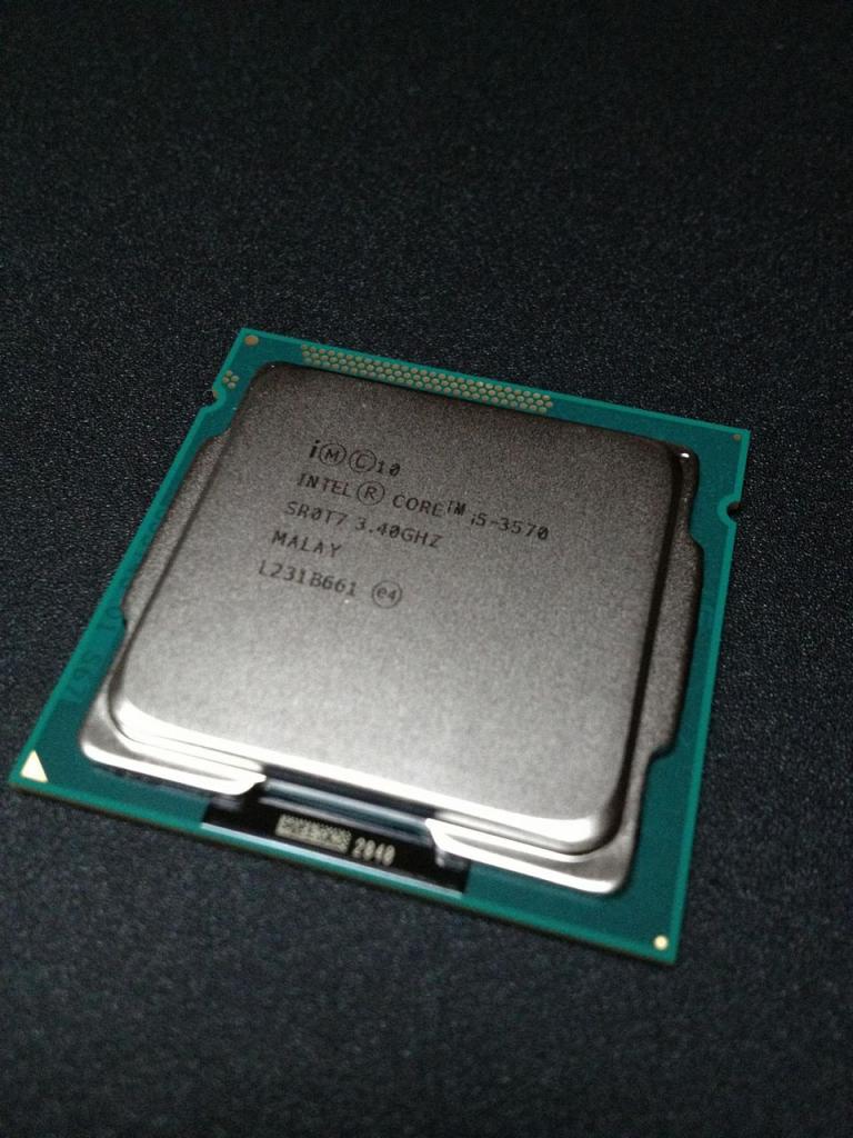 [22/02/2013] Update vom 23.02. mit neuen geköpften CPUs und spannenden Details (15)