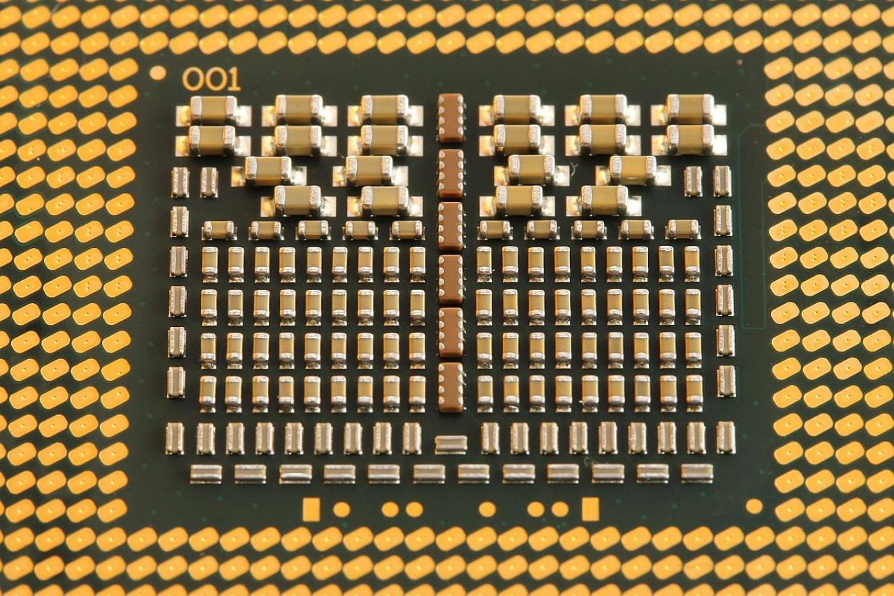 [22/02/2013] Update vom 23.02. mit neuen geköpften CPUs und spannenden Details (1)