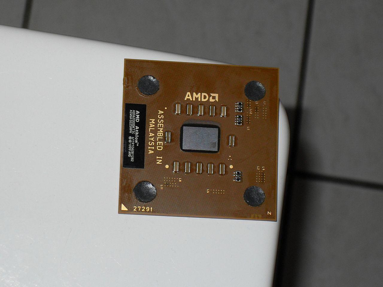 [22/02/2013] Update vom 23.02. mit neuen geköpften CPUs und spannenden Details (20)