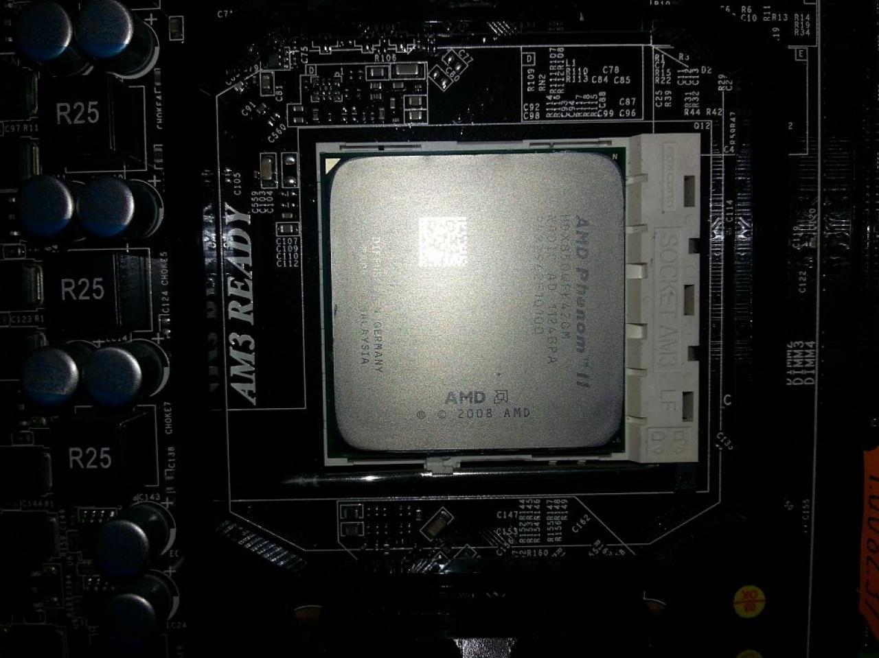 [22/02/2013] Update vom 23.02. mit neuen geköpften CPUs und spannenden Details (26)
