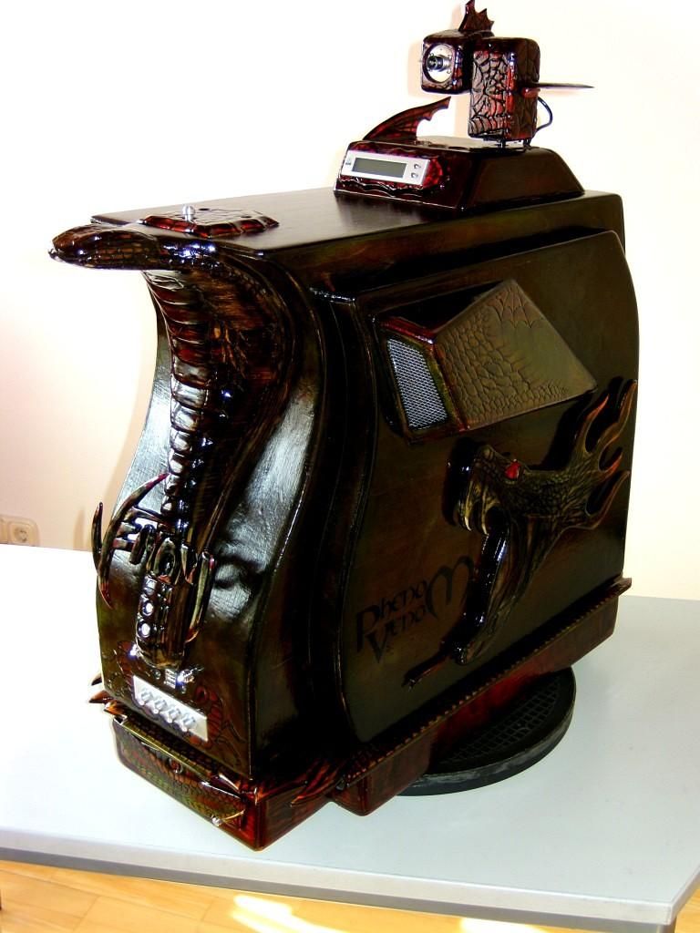 [01/02/2013] AMD-Casemod Venom VS: Phenom