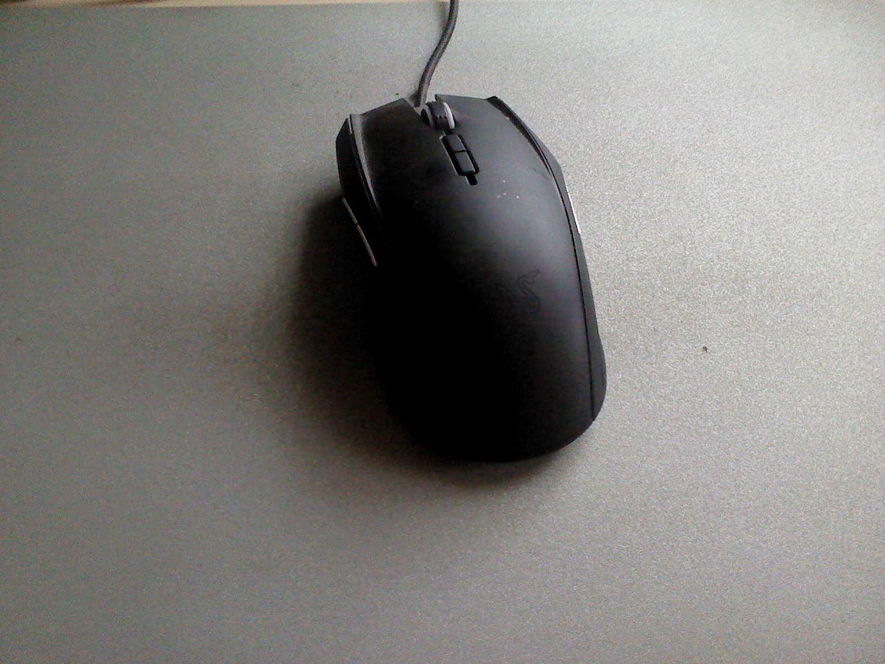 [22/02/2013] Update vom 24.02. mit Maus im schwarz-grünen Used-Look und 20 Jahre alter Apple-Tastatur (21)
