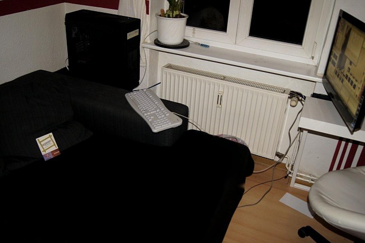 [08/02/2013] Update vom 10.02.: neue Gaming-Höhlen abgelichtet (27)