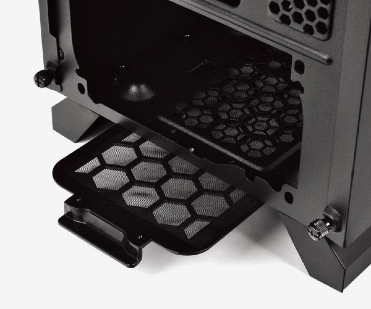 [08/02/2013] Thermaltake Chaser A31: Extravaganter Midi-Tower (6)