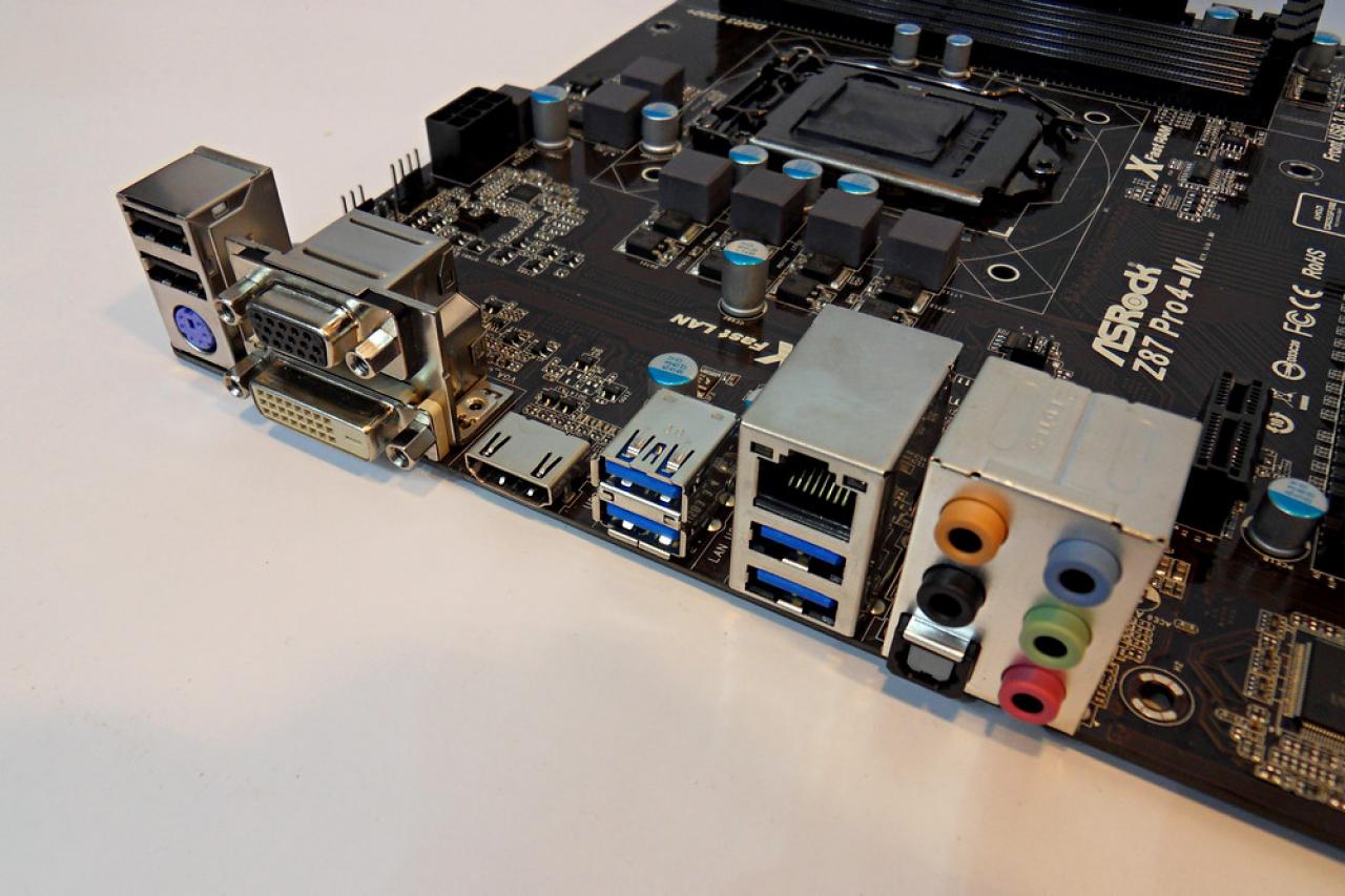 [04/03/2013] Asrock zeigt Haswell-Mainboards mit Z87 (13)