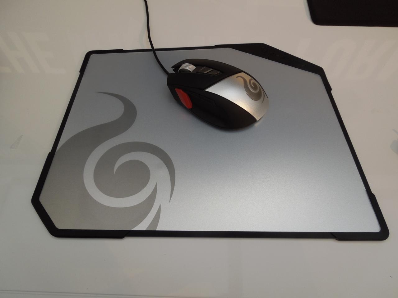 [06/03/2013] Cebit 2013: CM Storm präsentiert neue, mit Aluminium veredelte Eingabegeräte (3)