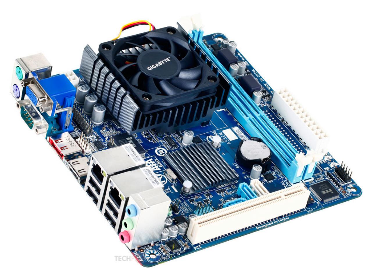 [13/03/2013] Gigabyte liefert C1007UN-D Mini-ITX-Mainboard aus