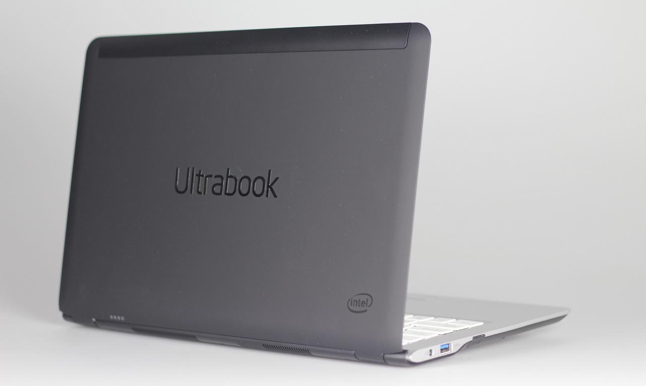 [22/03/2013] Im Spätsommer düften die zweikernigen Versionen von Haswell erscheinen, die dann als ULT (Ultra Light & Thin) in Ultrabooks stecken